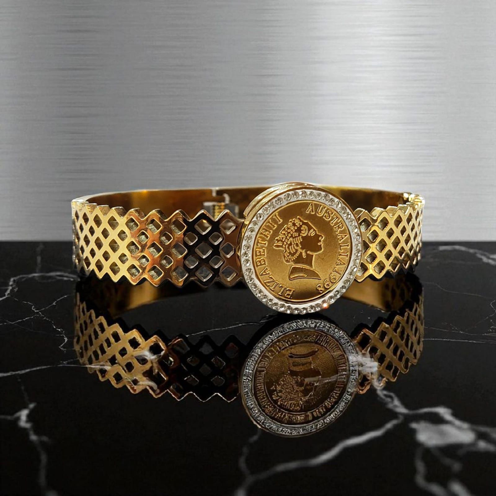Elizabeth II 1998 Coin Bracelet-elegant bracelets Pakistan