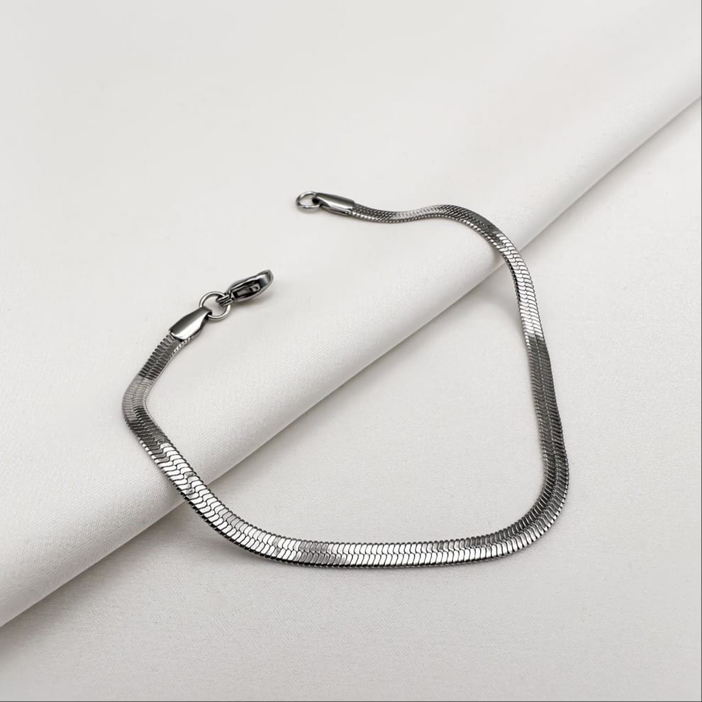 Snake Stainless steel Chain -heavy steel bracelet pakistan